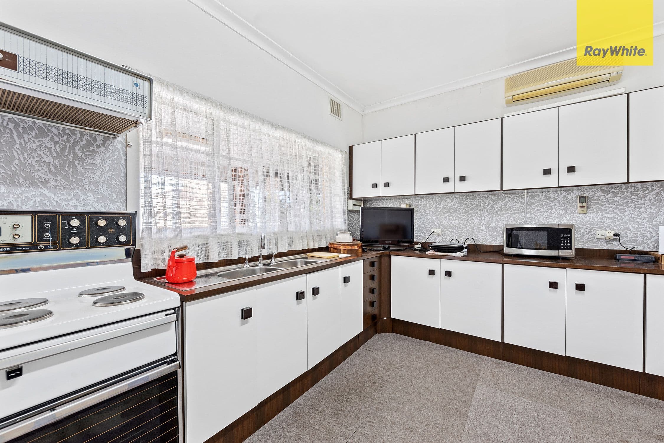 50 Collins Street, St Albans VIC 3021, St Albans - Thumbnail 4