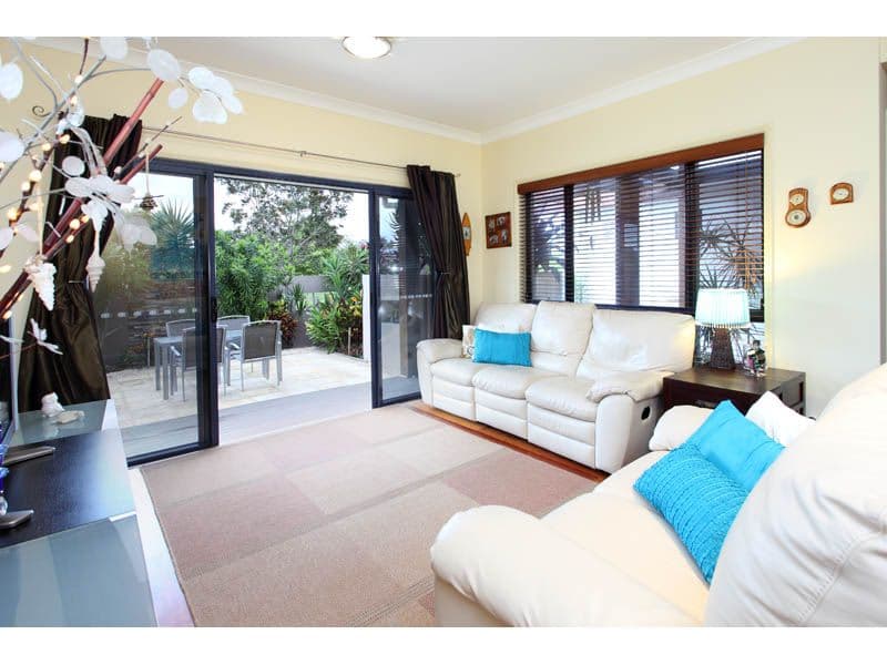 6 Travorten Drive, BRIDGEMAN DOWNS QLD 4035, Bridgeman Downs - Thumbnail 6