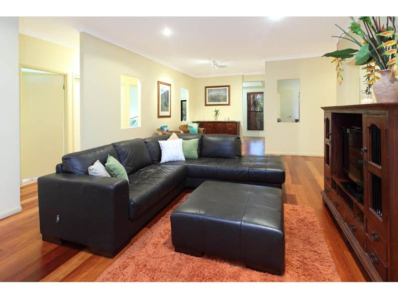 6 Travorten Drive, BRIDGEMAN DOWNS QLD 4035, Bridgeman Downs - Thumbnail 8