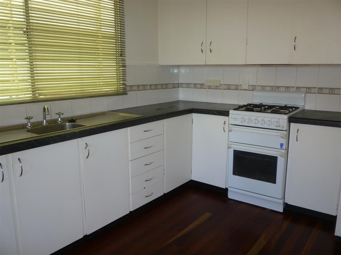 5 Whitman Street, Gracemere QLD 4702, Gracemere - Thumbnail 5