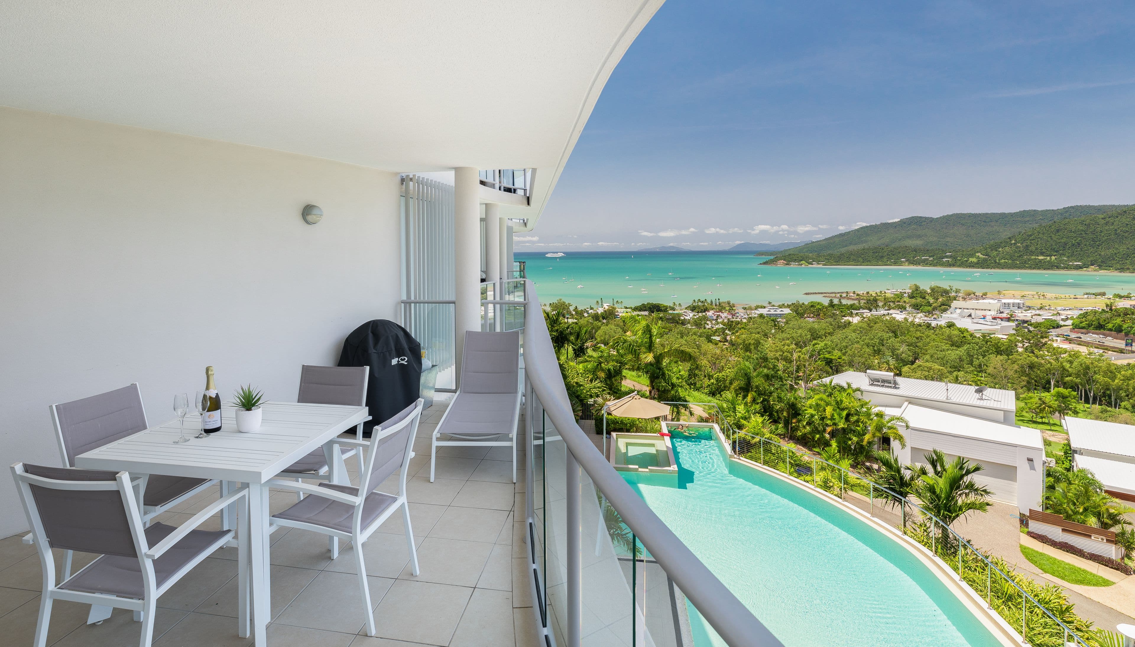 18 Seaview Drive, Airlie Beach QLD 4802, Airlie Beach - Thumbnail 4