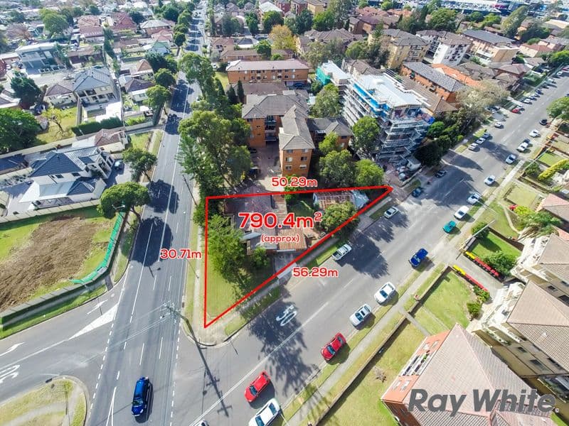 72 Sackville Street, Fairfield - Image 1