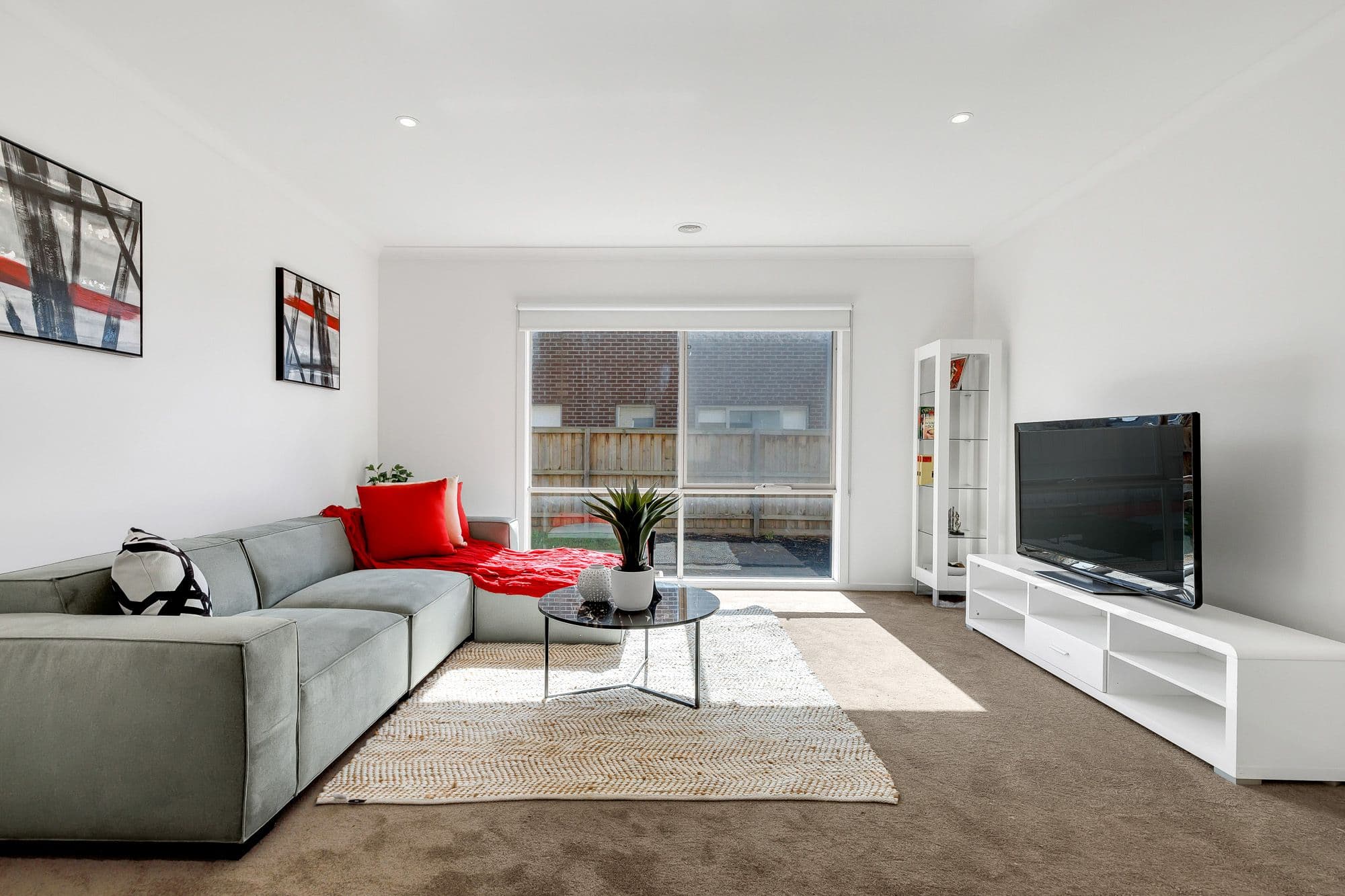 4 Coorabin Way, Werribee VIC 3030, Werribee - Thumbnail 2