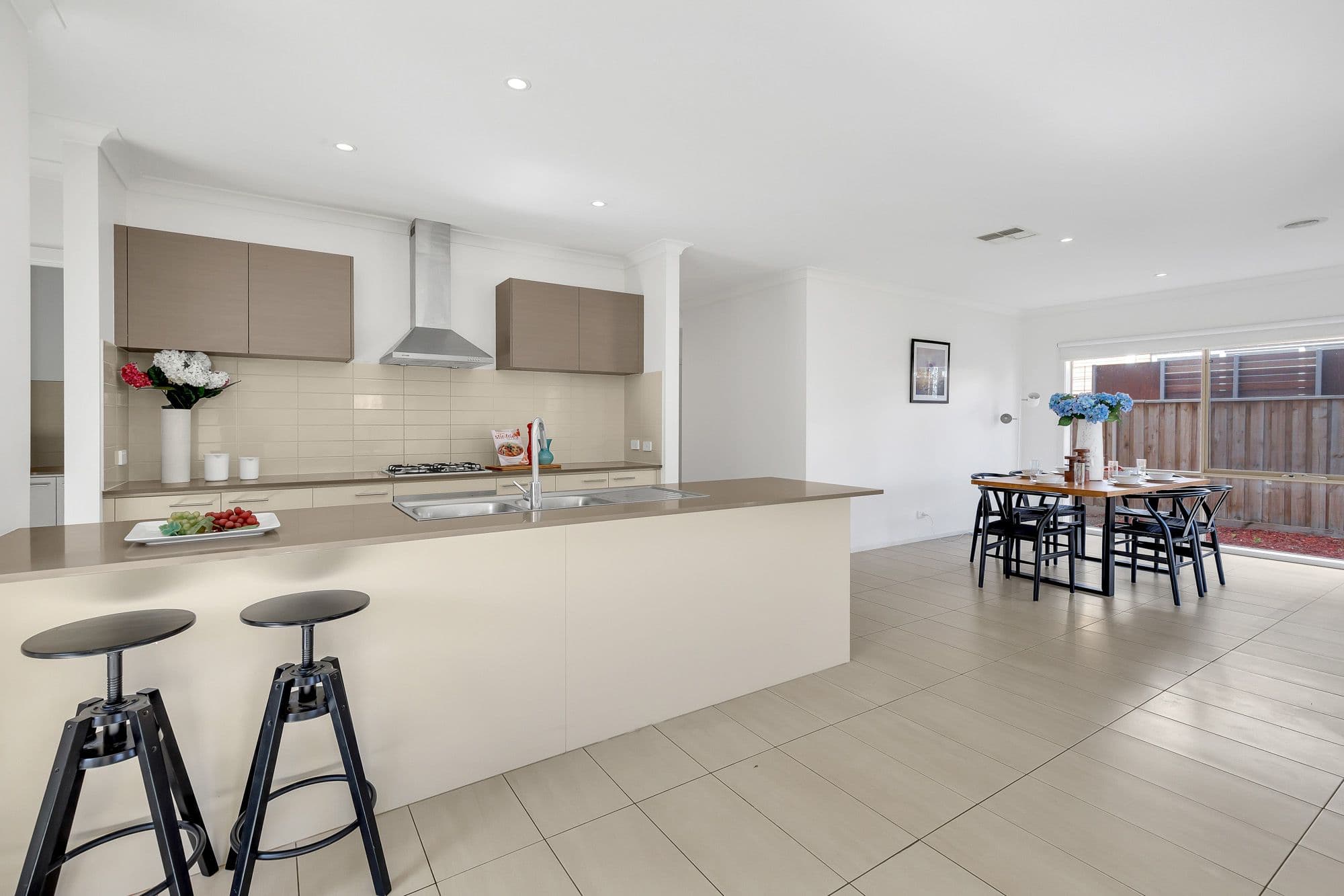 4 Coorabin Way, Werribee VIC 3030, Werribee - Thumbnail 4