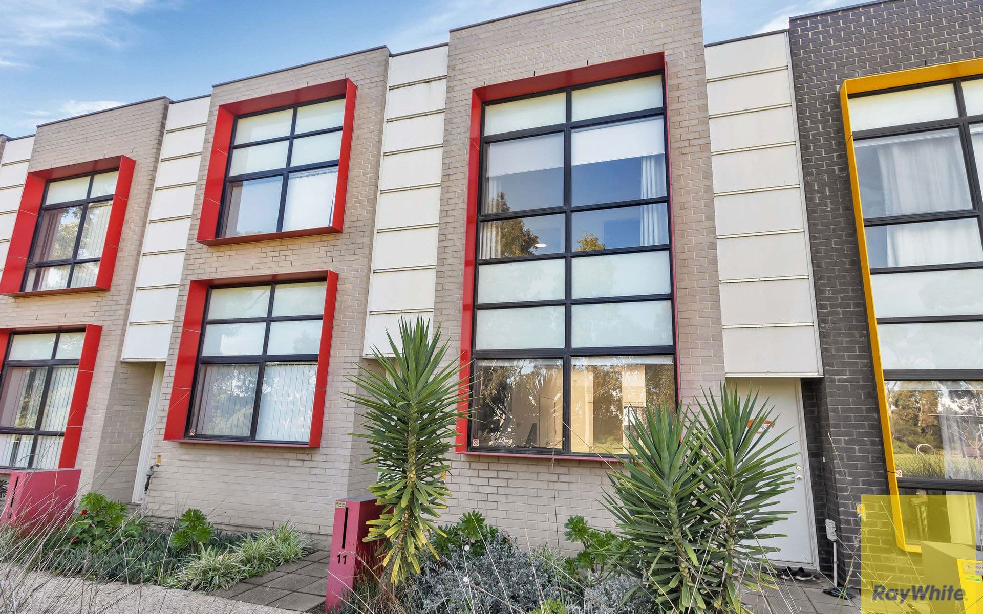 13 Derby Lane, St Clair SA 5011, St Clair - Thumbnail 2