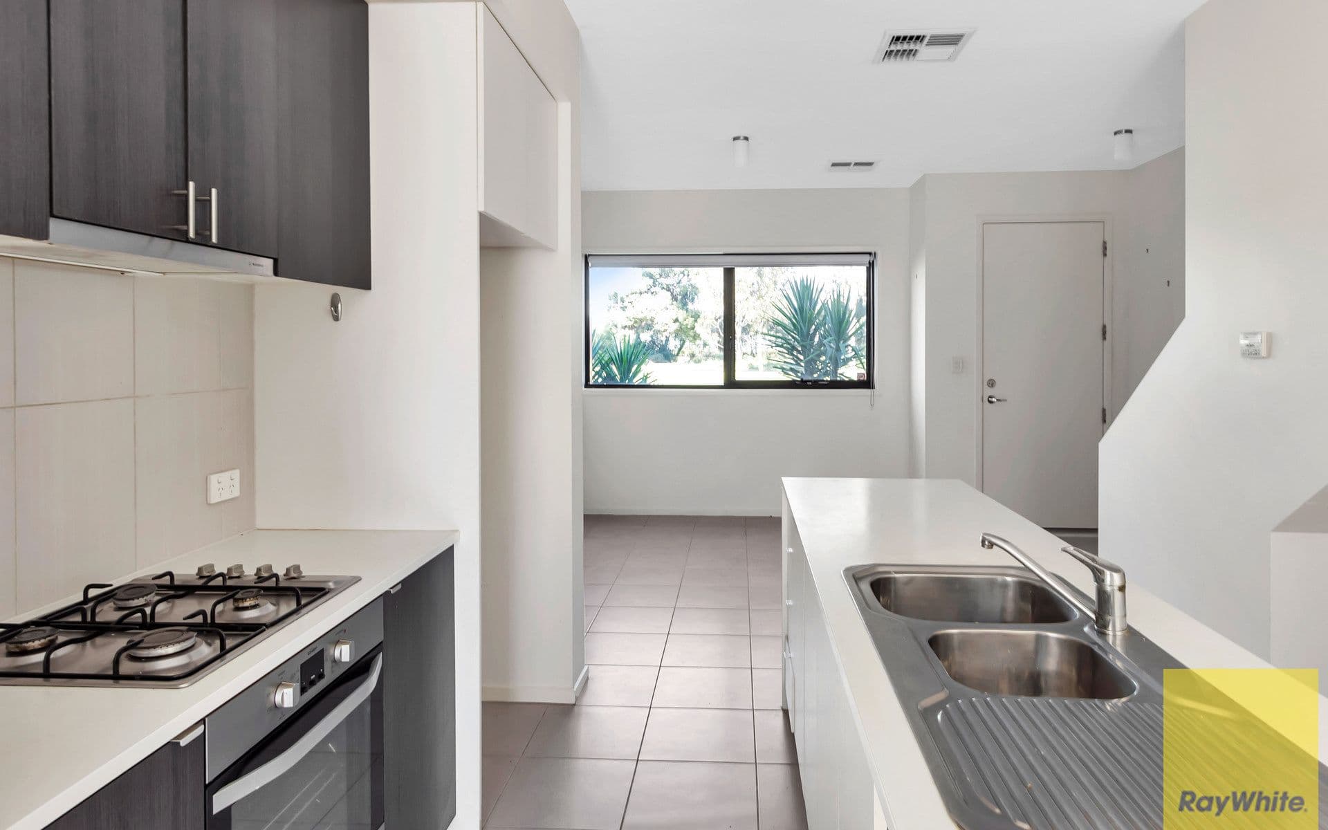 13 Derby Lane, St Clair SA 5011, St Clair - Thumbnail 3