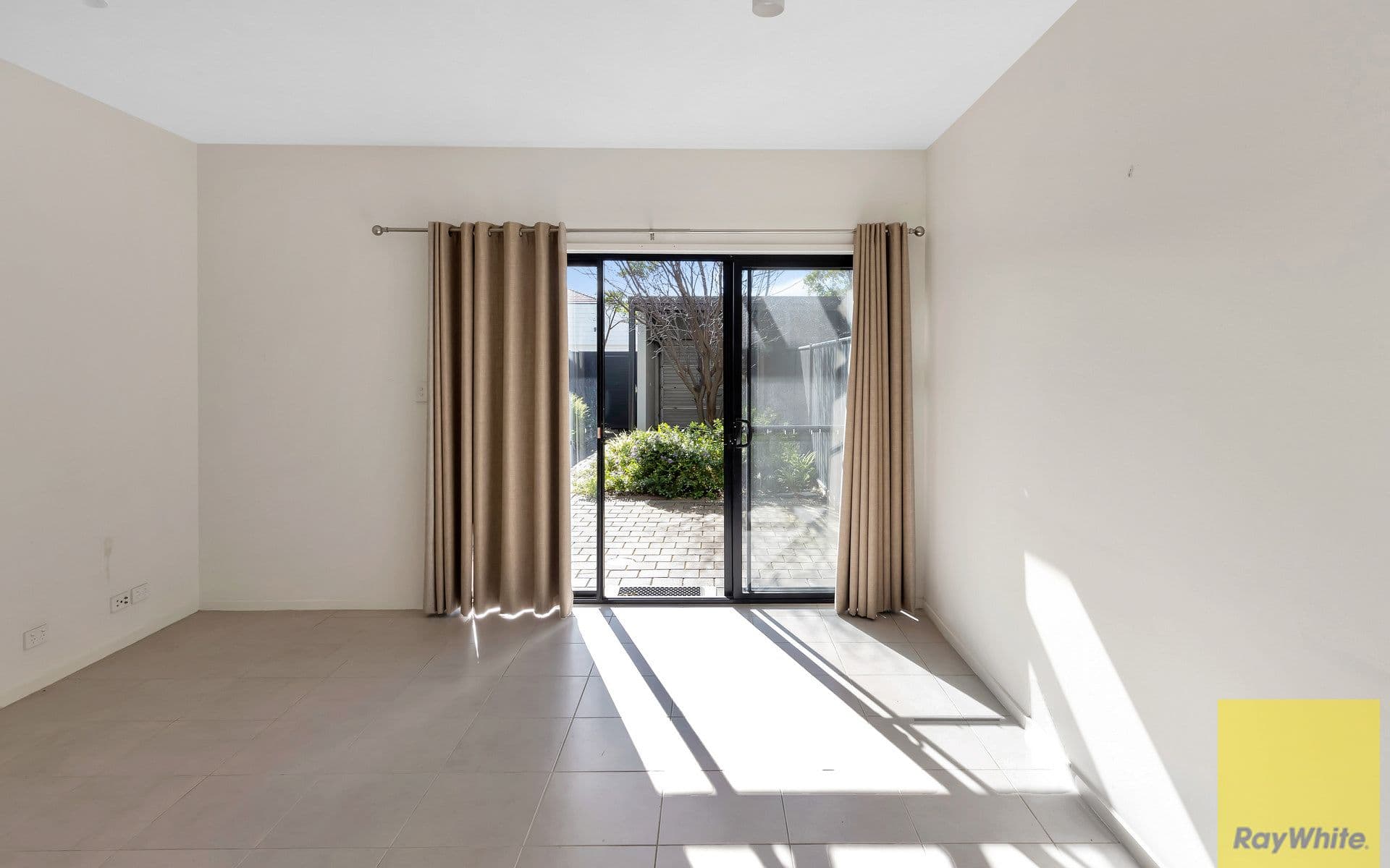 13 Derby Lane, St Clair SA 5011, St Clair - Thumbnail 7