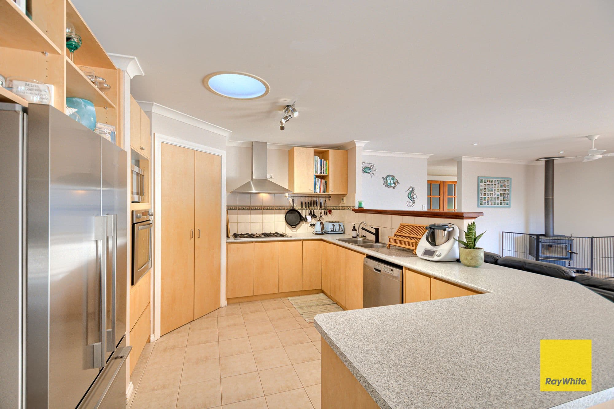 5 Bluewren Court, Little Grove WA 6330, Little Grove - Thumbnail 3
