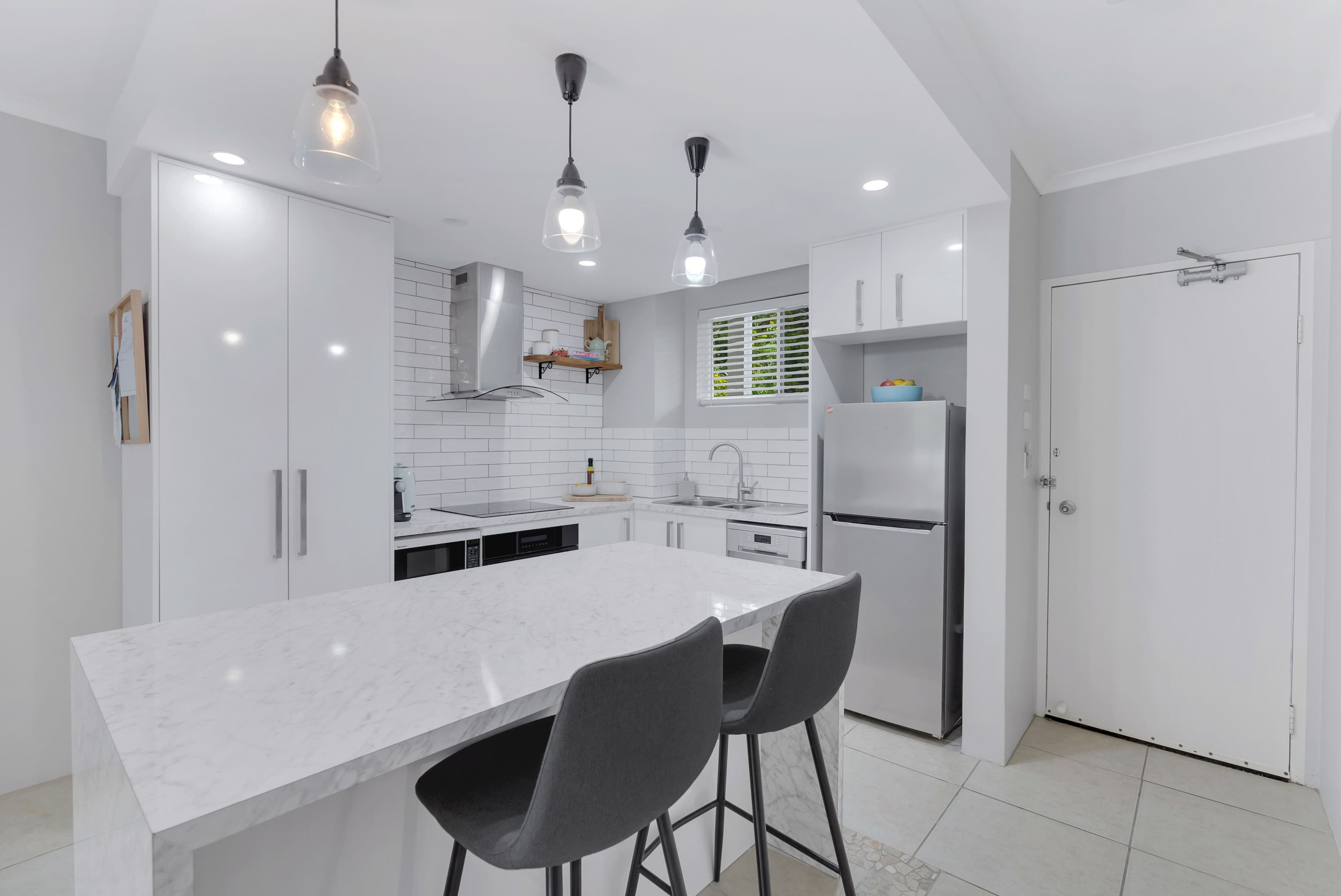 305-341 Coral Coast Drive, Palm Cove QLD 4879, Palm Cove - Thumbnail 3