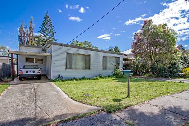 7 Spray Street, FRANKSTON VIC 3199, Frankston - Thumbnail 2