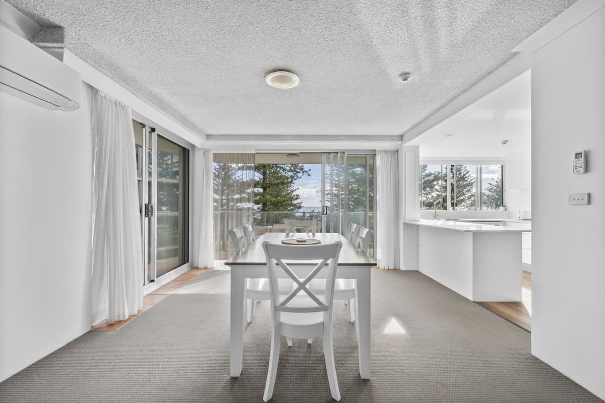 17/30-40 The Esplanade, Burleigh Heads QLD 4220, Burleigh Heads Property Image - Thumbnail 7