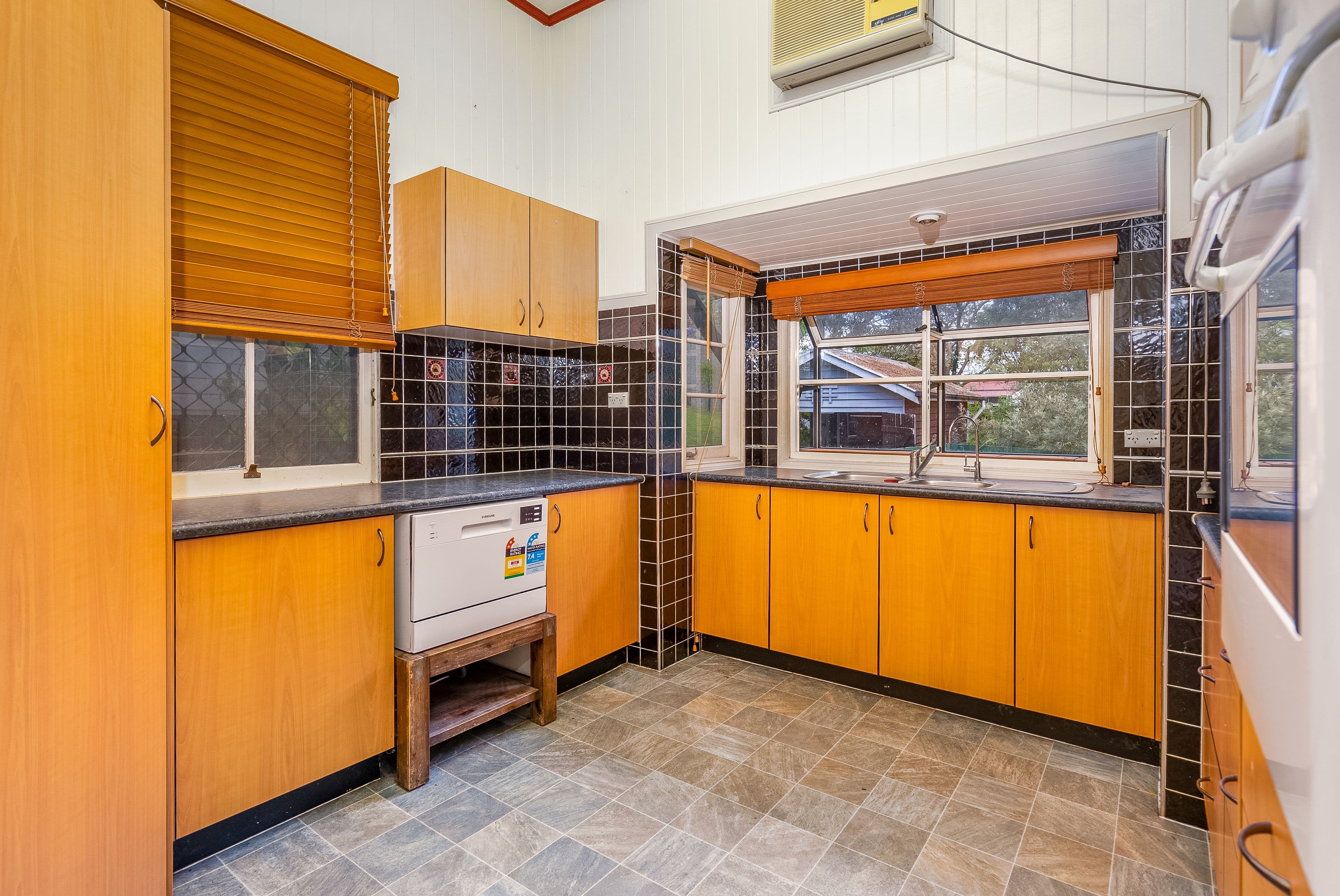 25 Clay Street, Ipswich QLD 4305, Ipswich - Thumbnail 6