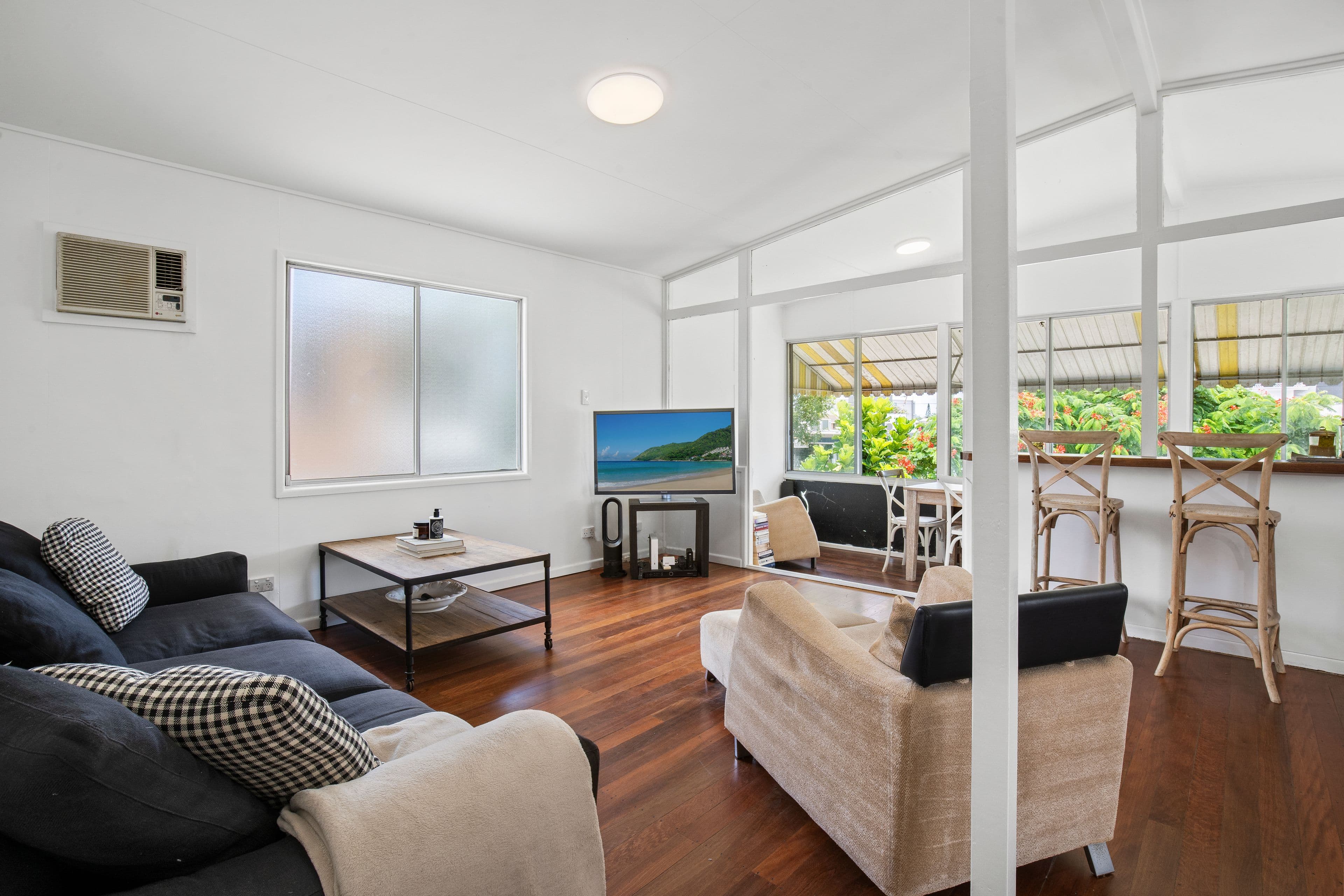 26 Lavarack Road, Mermaid Beach QLD 4218, Mermaid Beach - Thumbnail 4