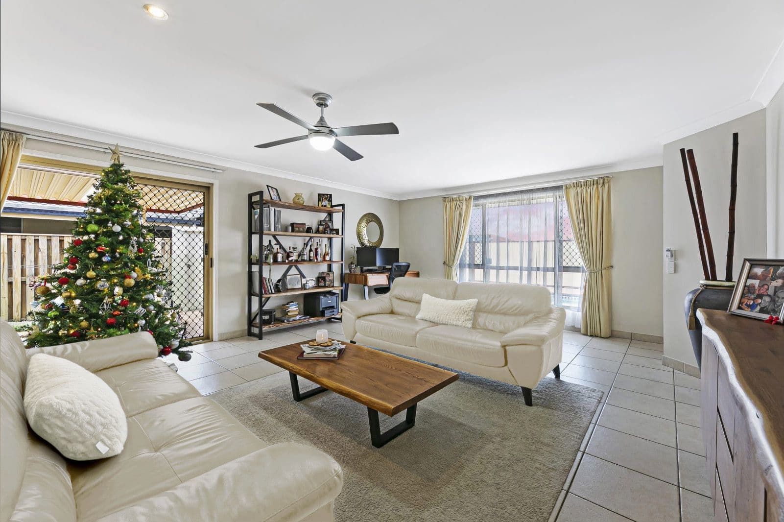 20 Mojave Drive, Burleigh Waters QLD 4220, Burleigh Waters - Thumbnail 6