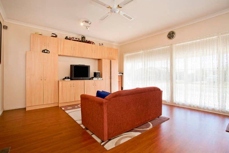 36 Young Street, LARA VIC 3212, Lara - Thumbnail 3