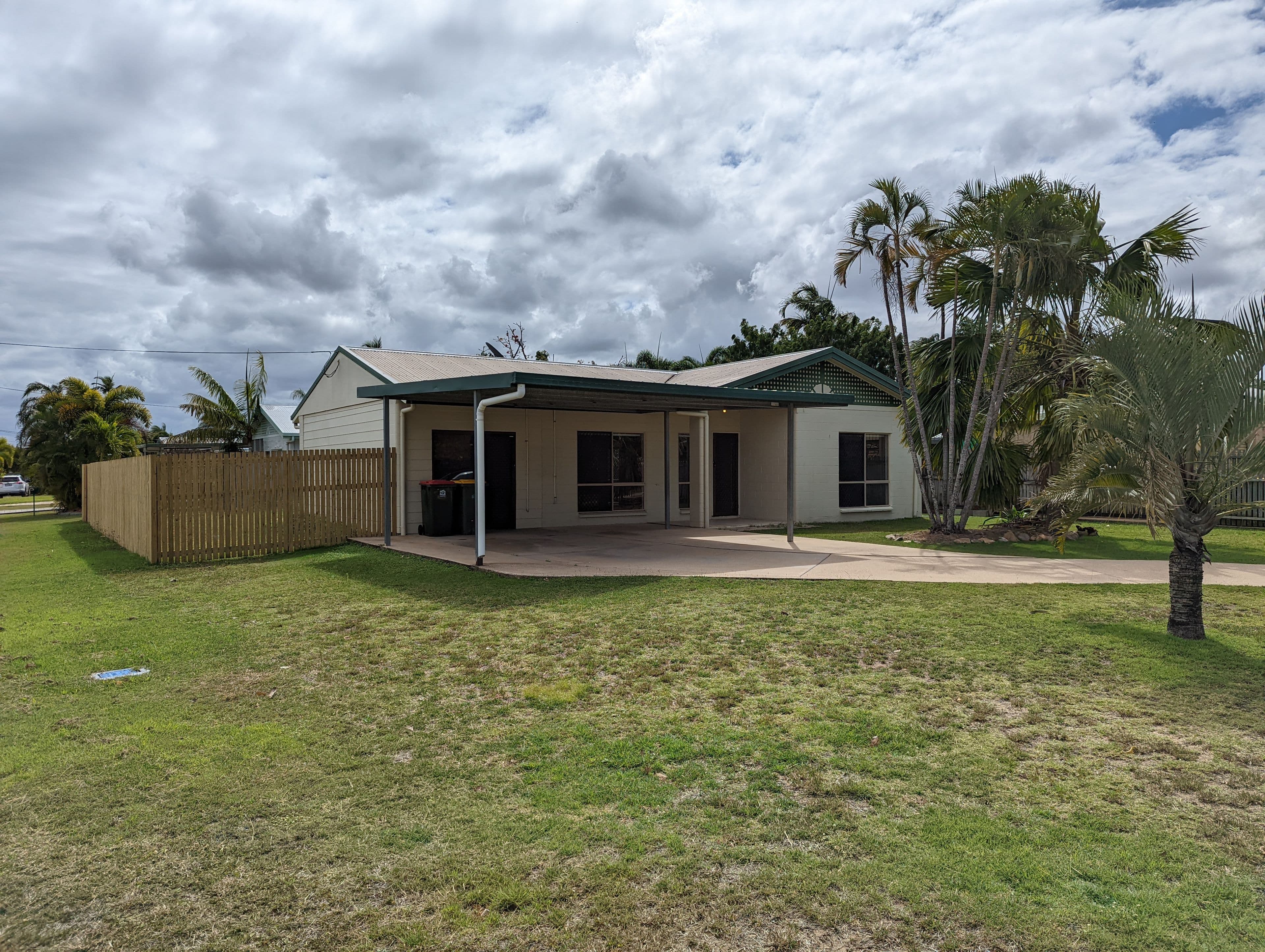 13 Amber Avenue, Rasmussen QLD 4815, Rasmussen - Image 1