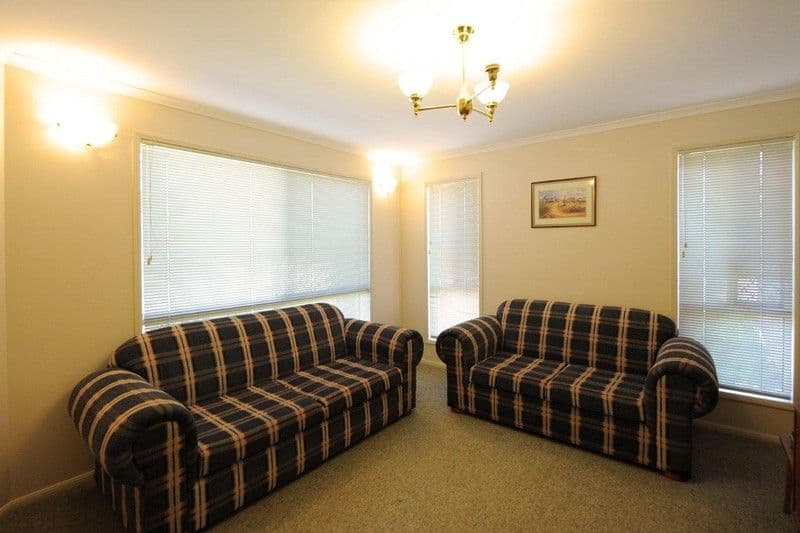 52 Gouldson Drive, KEARNEYS SPRING QLD 4350, Kearneys Spring - Thumbnail 3