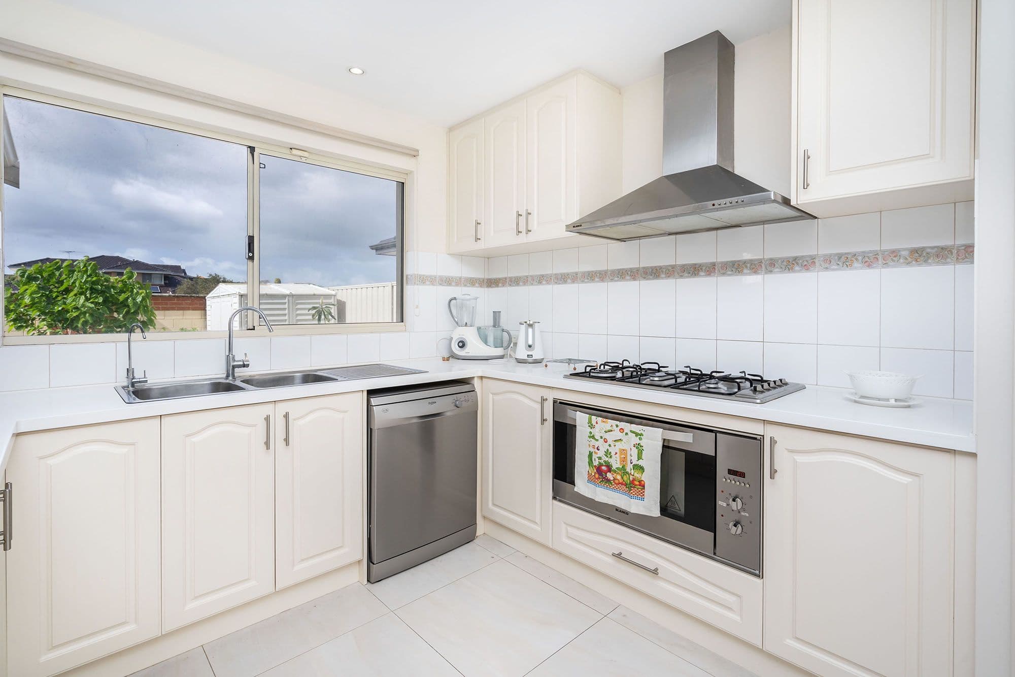 9 Sonnet Close, Woodlands WA 6018, Woodlands - Thumbnail 3