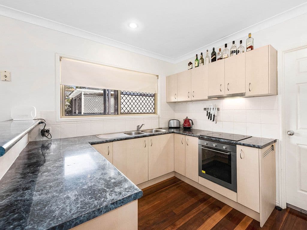 2 Queens Road, Taringa QLD 4068, Taringa - Thumbnail 2