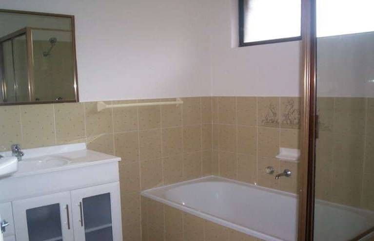 18 Central Avenue, WESTMEAD NSW 2145, Westmead - Thumbnail 3