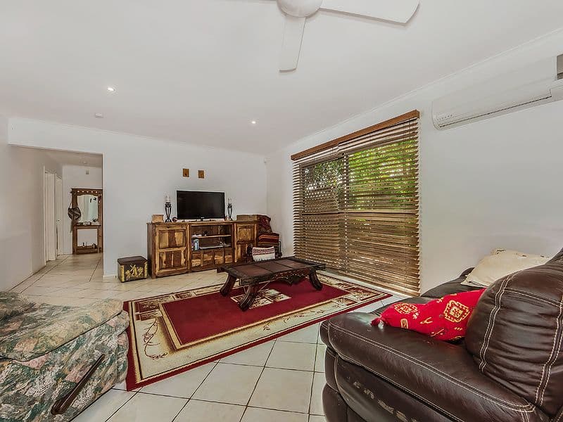 4 Emu Place, BURLEIGH WATERS QLD 4220, Burleigh Waters - Thumbnail 4