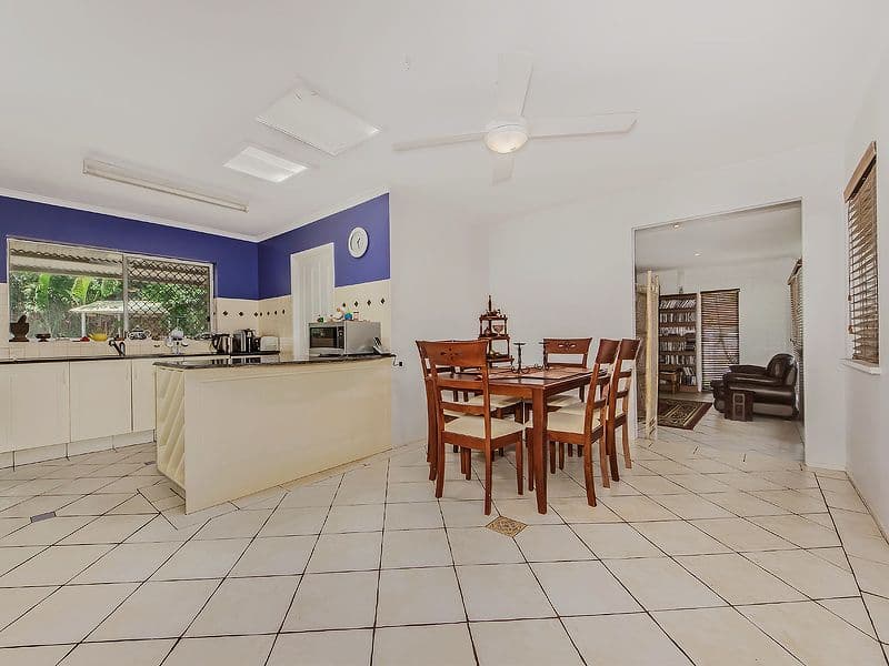 4 Emu Place, BURLEIGH WATERS QLD 4220, Burleigh Waters - Thumbnail 6