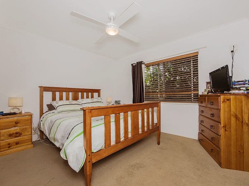4 Emu Place, BURLEIGH WATERS QLD 4220, Burleigh Waters - Thumbnail 8