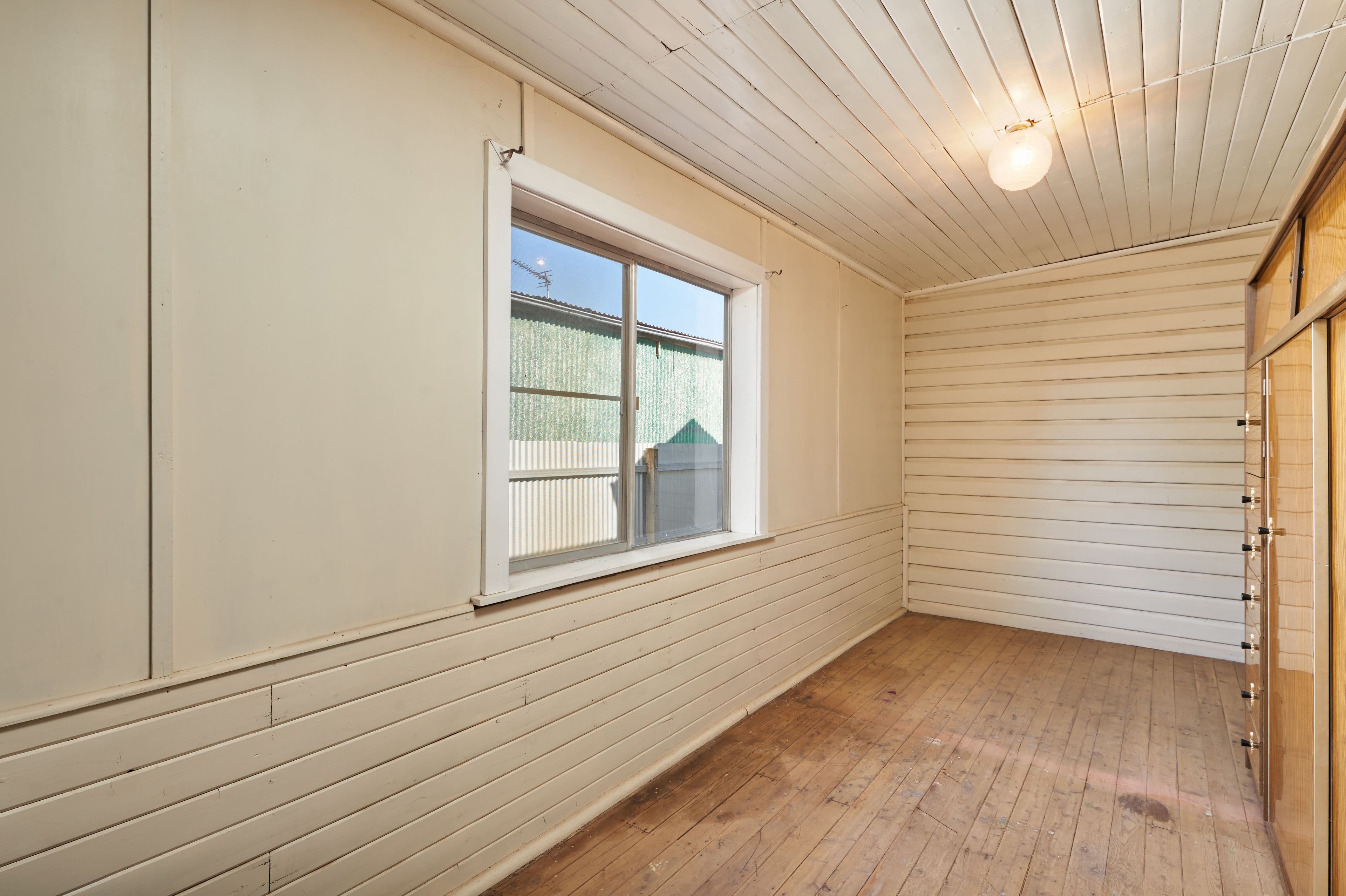 215 Gurwood Street, Wagga Wagga - Thumbnail 3