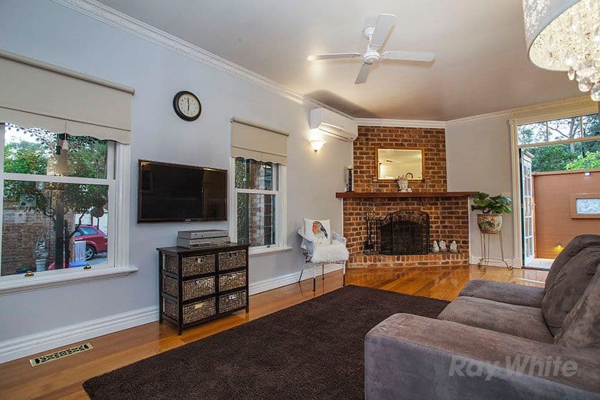 34 Hutton Avenue, Ferntree Gully VIC 3156, Ferntree Gully - Thumbnail 2