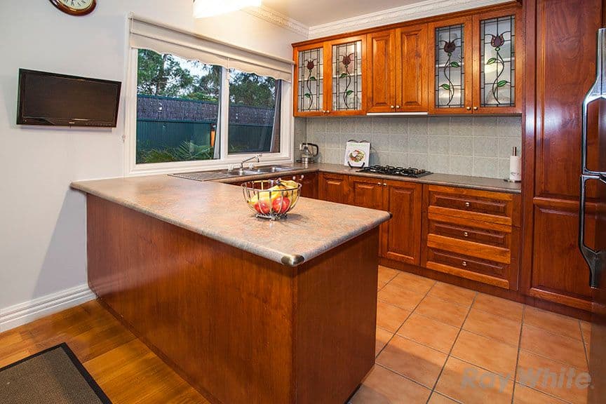 34 Hutton Avenue, Ferntree Gully VIC 3156, Ferntree Gully - Thumbnail 4