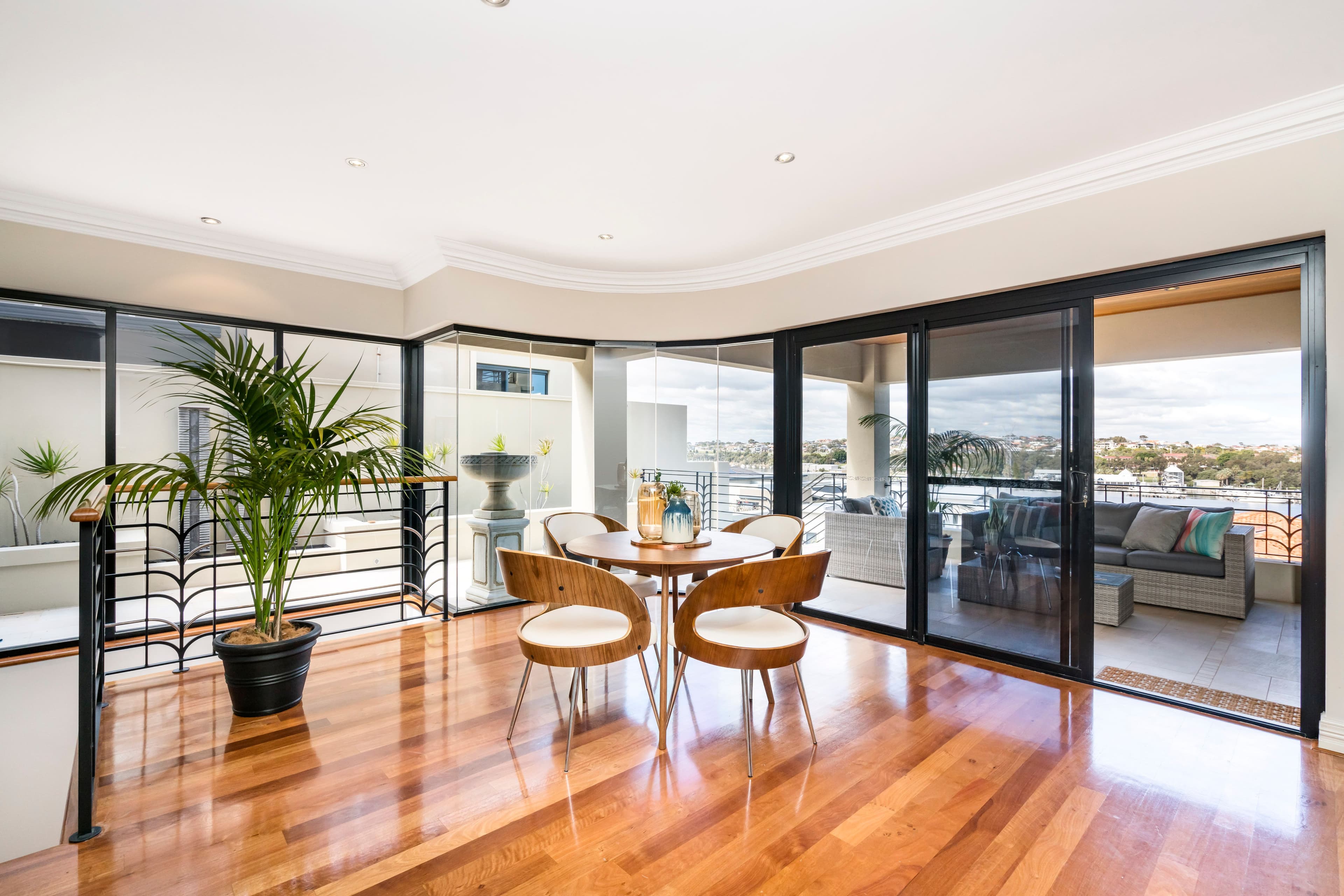 10 Helpman Close, Mosman Park WA 6012, Mosman Park - Thumbnail 6