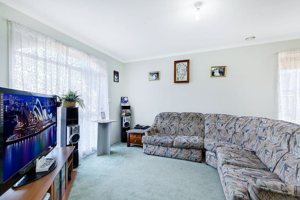 16 Terrell Court, Roxburgh Park VIC 3064, Roxburgh Park - Thumbnail 3