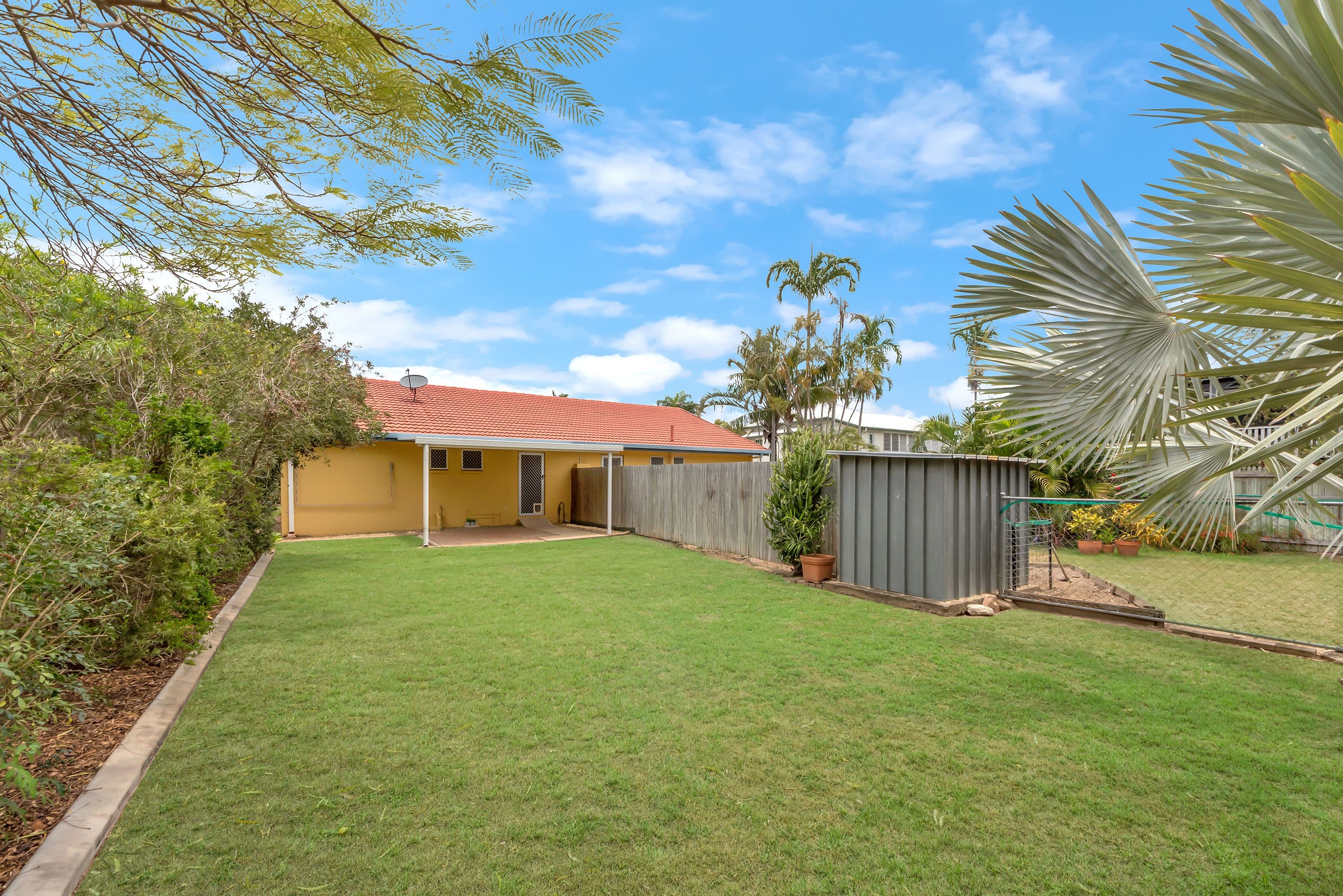 71 Albany Road, Pimlico QLD 4812, Pimlico - Thumbnail 2
