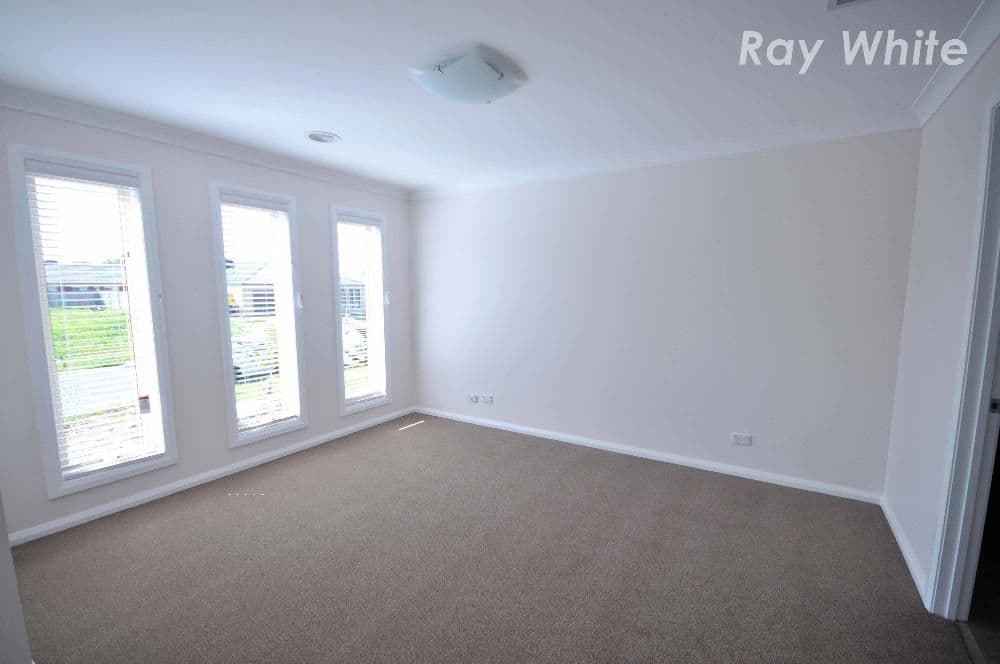 15 Chafia Place, LAVINGTON NSW 2641, Lavington - Thumbnail 4