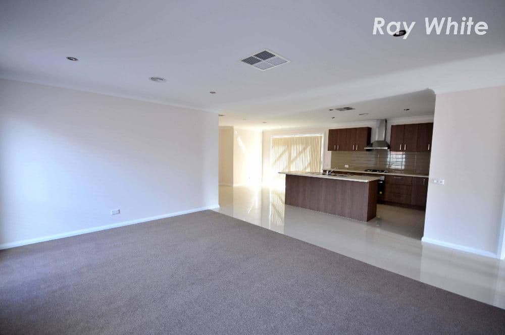 15 Chafia Place, LAVINGTON NSW 2641, Lavington - Thumbnail 6