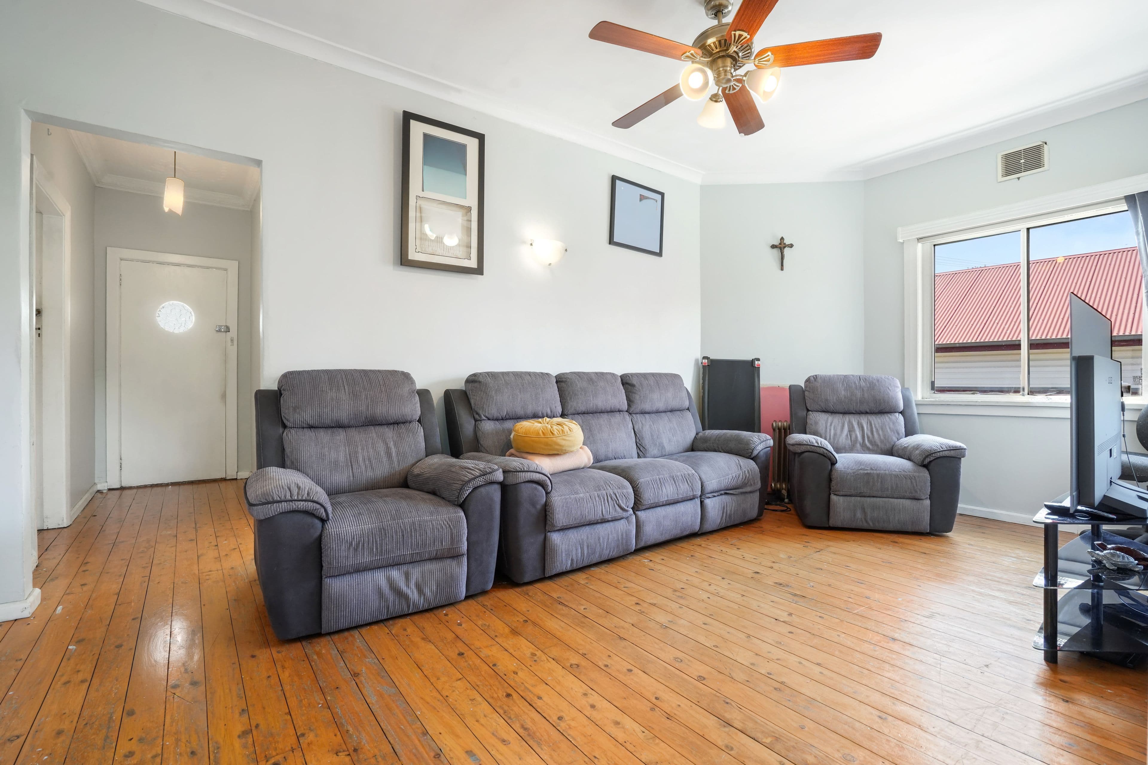 647 Forest Road, Peakhurst NSW 2210, Peakhurst - Thumbnail 4