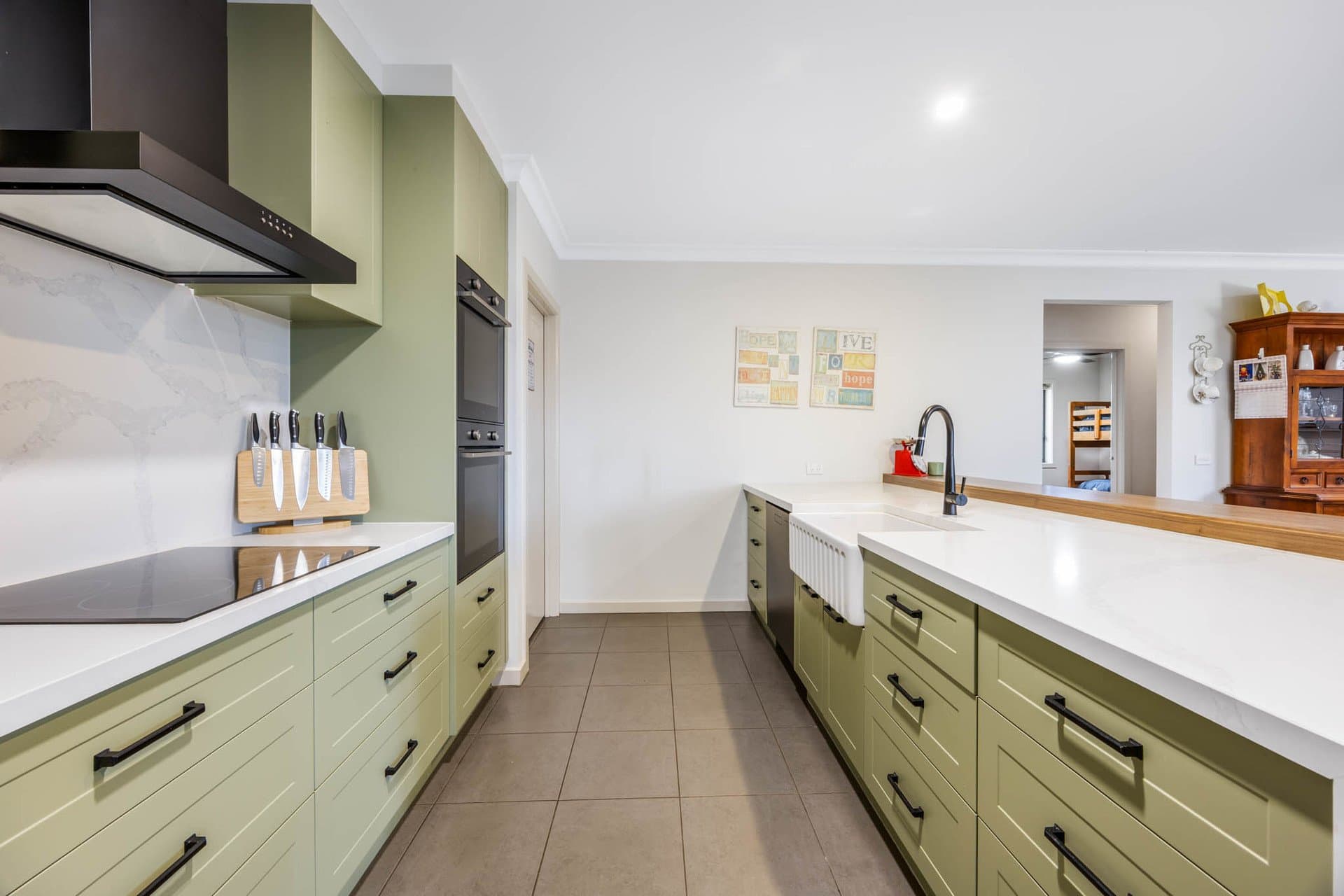 8 Francis Close, Romsey - Thumbnail 4