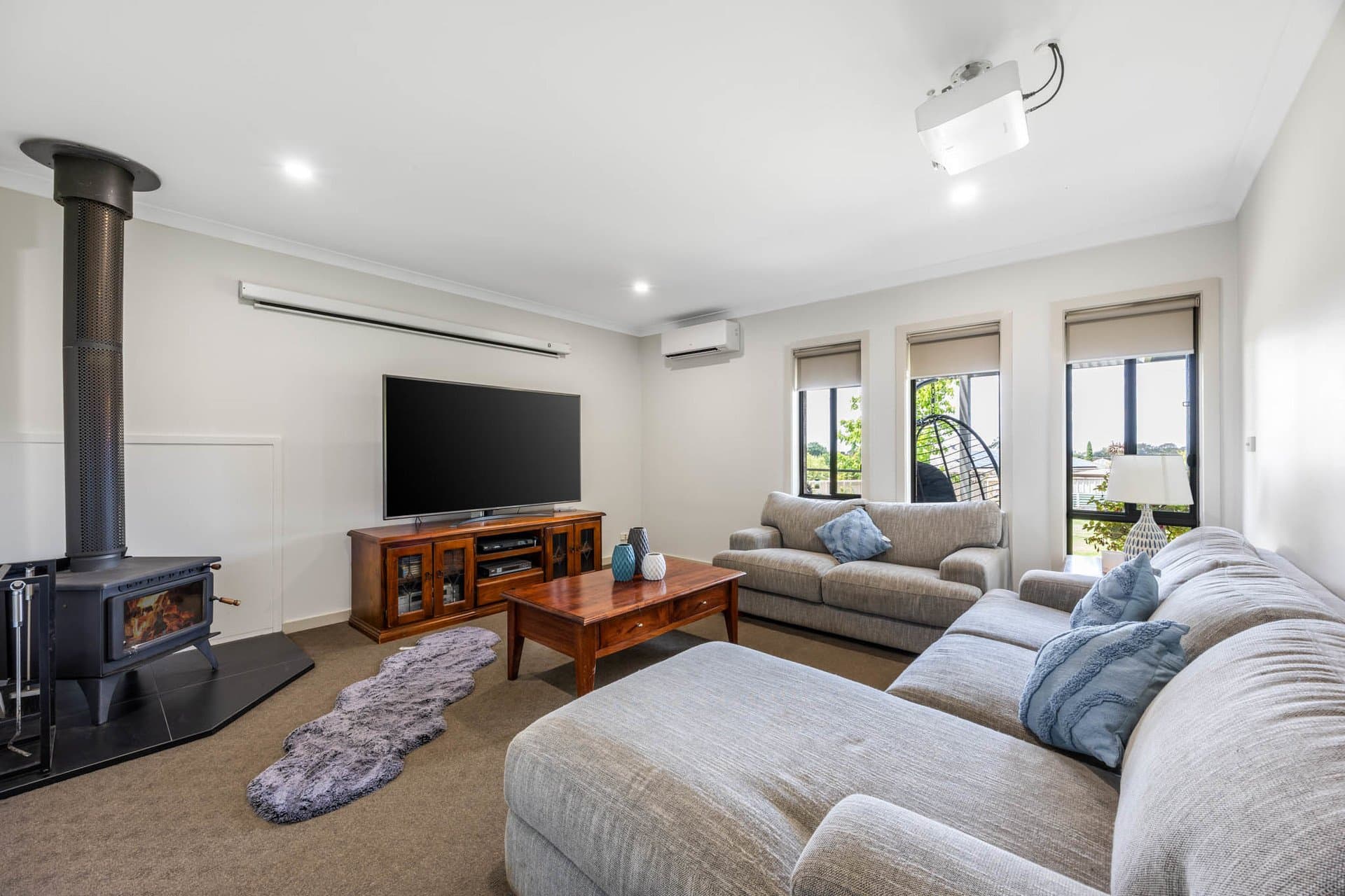 8 Francis Close, Romsey - Thumbnail 7