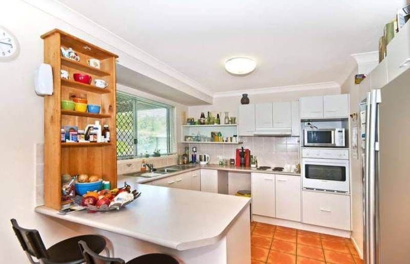 4 Dillon Court, MUDGEERABA QLD 4213, Mudgeeraba - Thumbnail 3