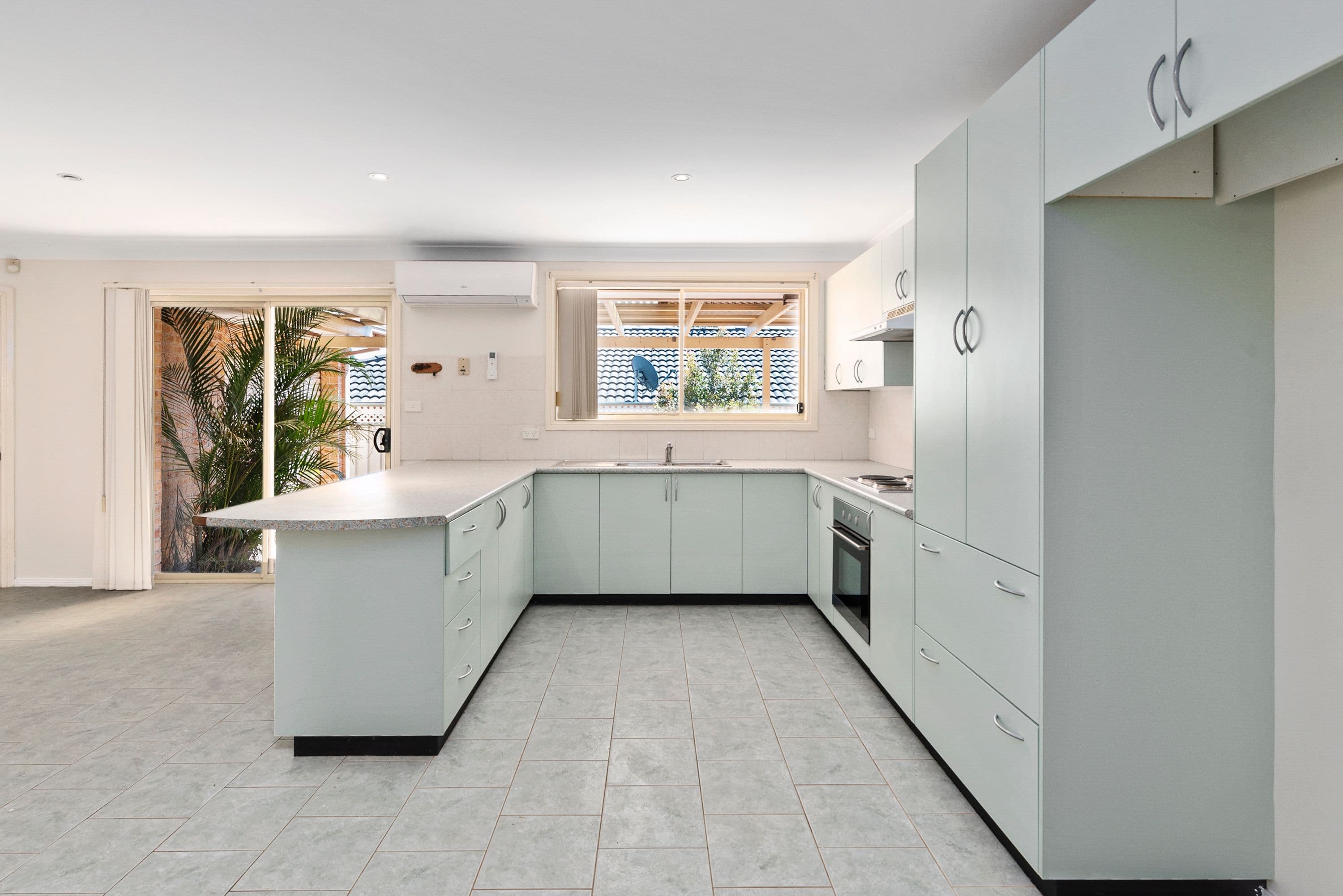 8 Rae Place, Currans Hill - Thumbnail 4