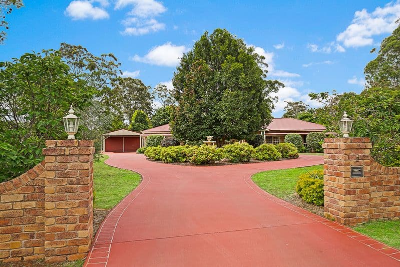 2 Redgum Court, Highfields QLD 4352, Highfields - Thumbnail 2