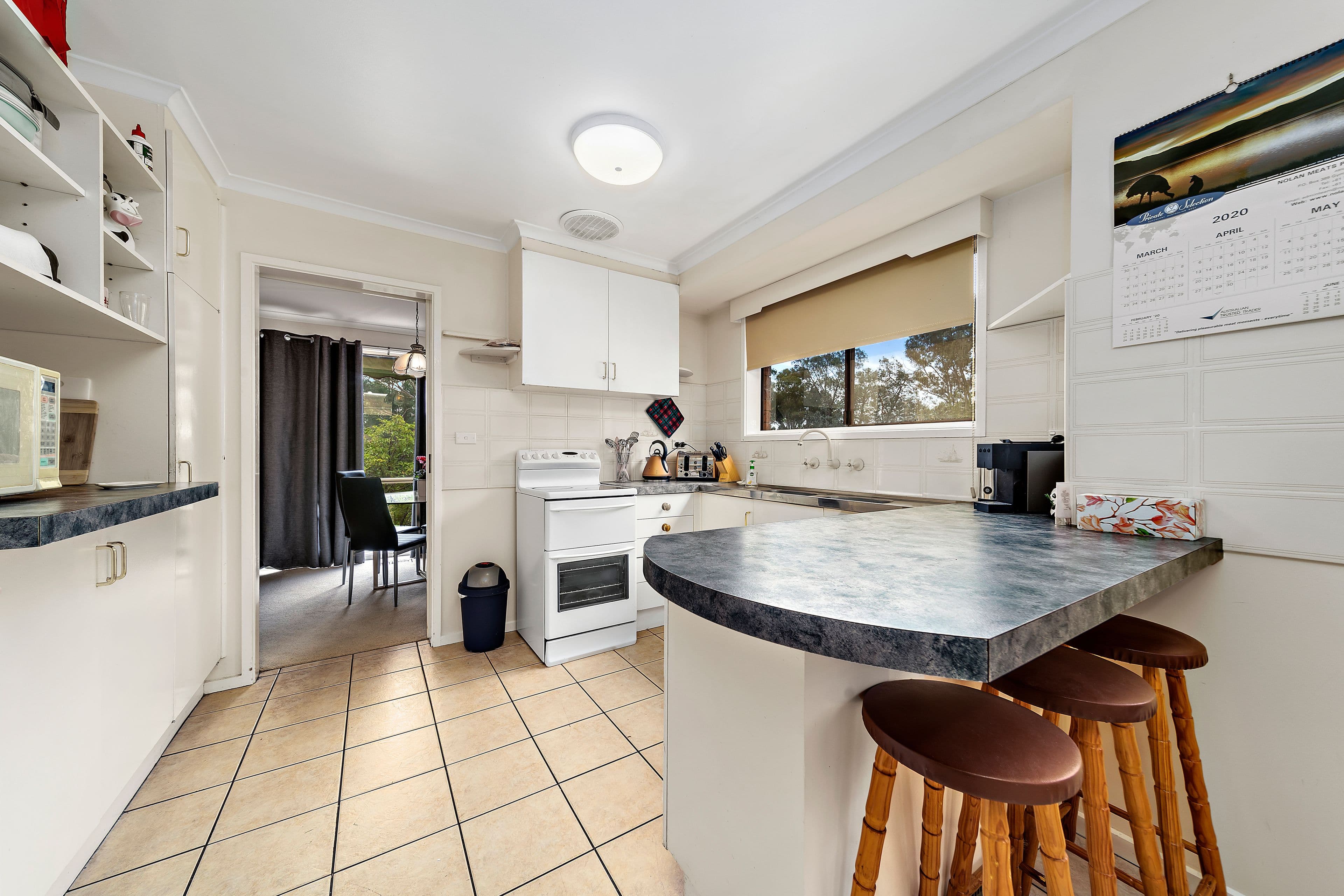 11 Birnie Place, Charnwood ACT 2615, Charnwood - Thumbnail 5