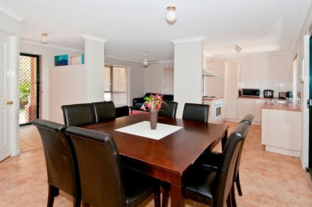 39 Paddies Crescent, CRESTMEAD QLD 4132, Crestmead - Thumbnail 2