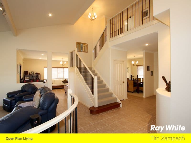 12 Orpington Court, ARUNDEL QLD 4214, Arundel - Thumbnail 8