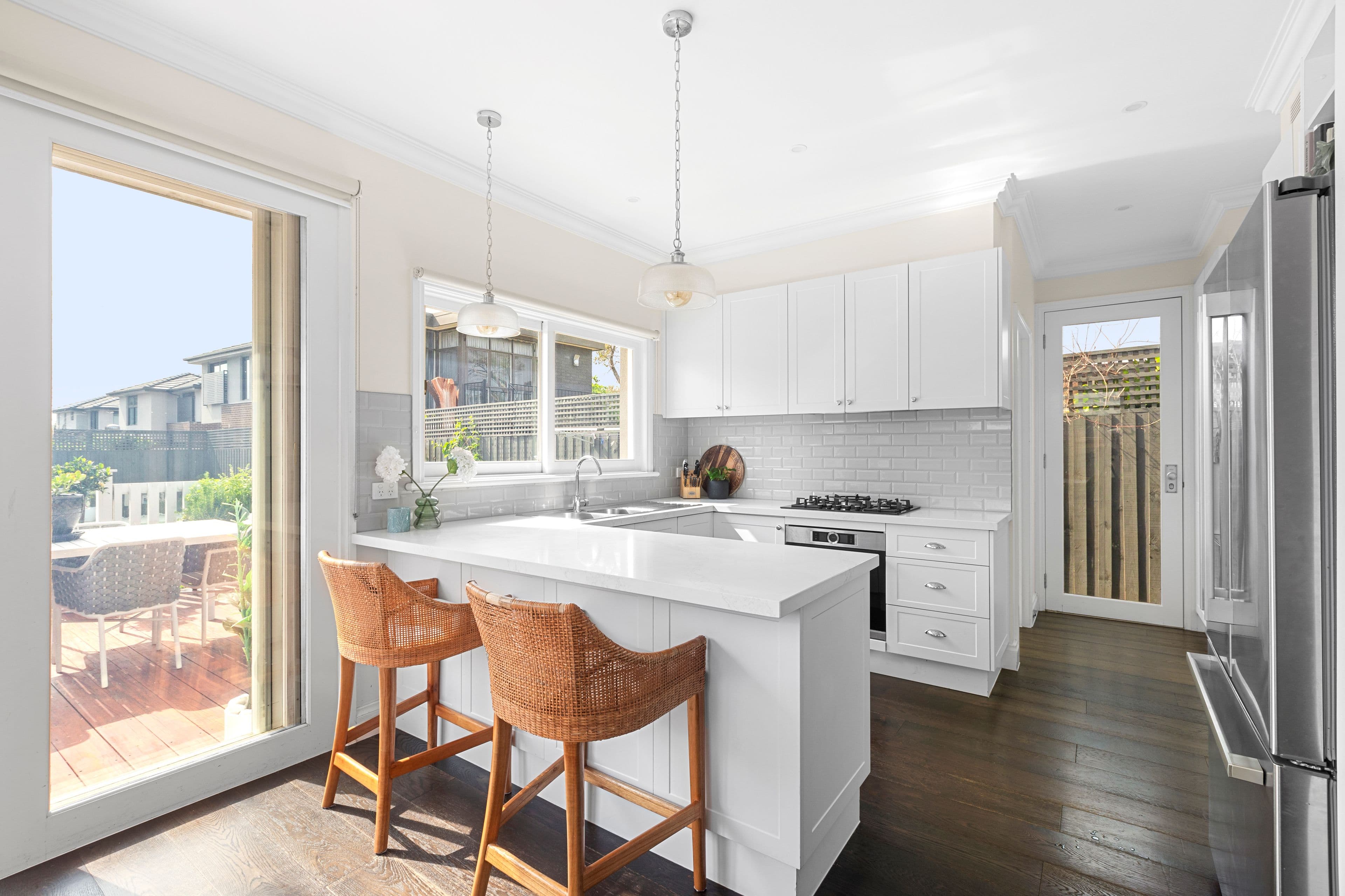 4 Leon Street, Cheltenham VIC 3192, Cheltenham - Thumbnail 4
