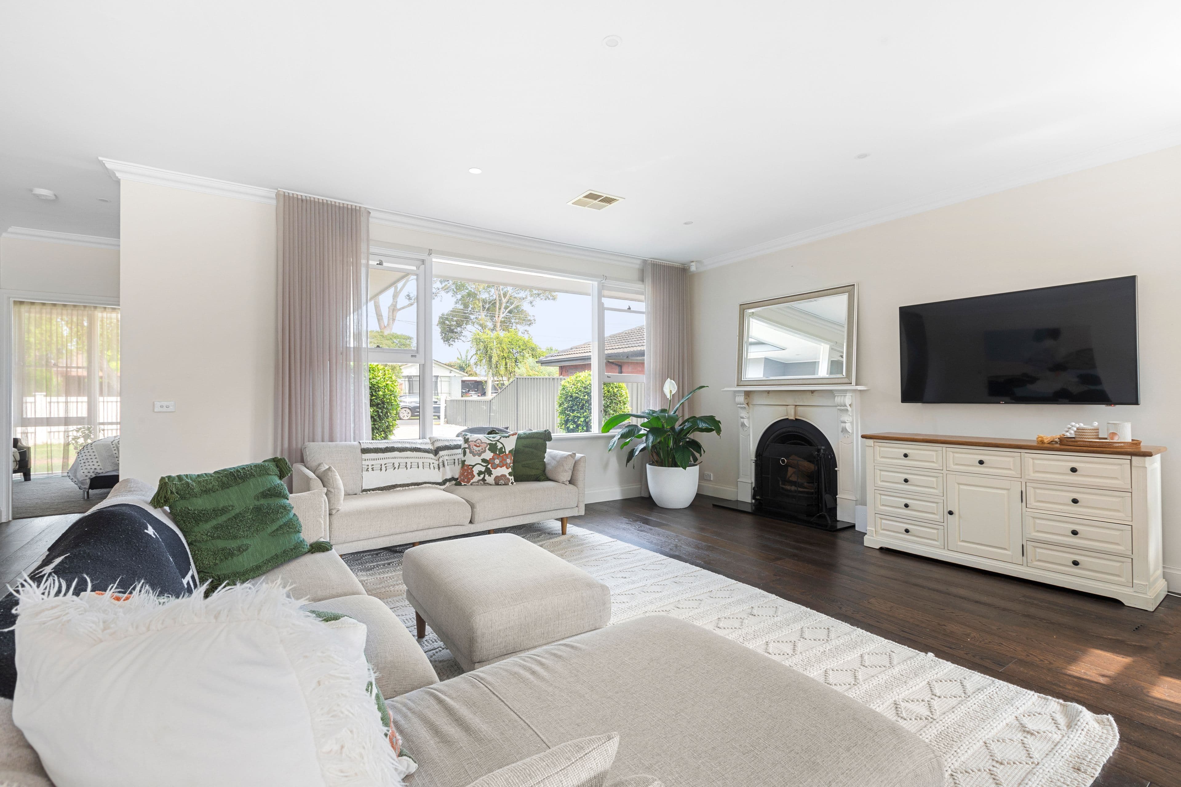 4 Leon Street, Cheltenham VIC 3192, Cheltenham - Thumbnail 7