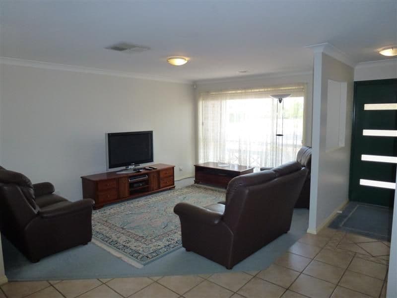 9 Castlereagh Avenue, DUBBO NSW 2830, Dubbo - Thumbnail 3