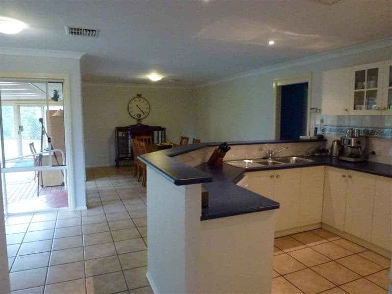 9 Castlereagh Avenue, DUBBO NSW 2830, Dubbo - Thumbnail 8