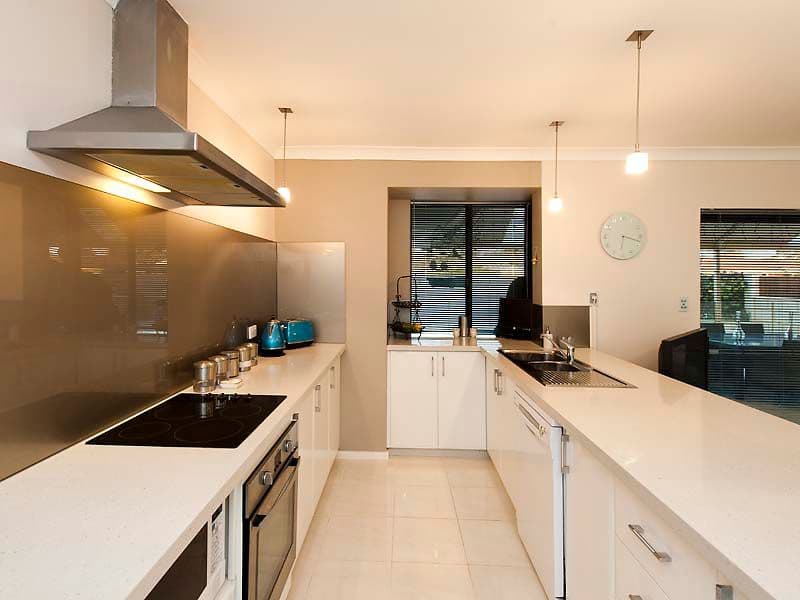 1 Baleen Court, WAIKIKI WA 6169, Waikiki - Thumbnail 4