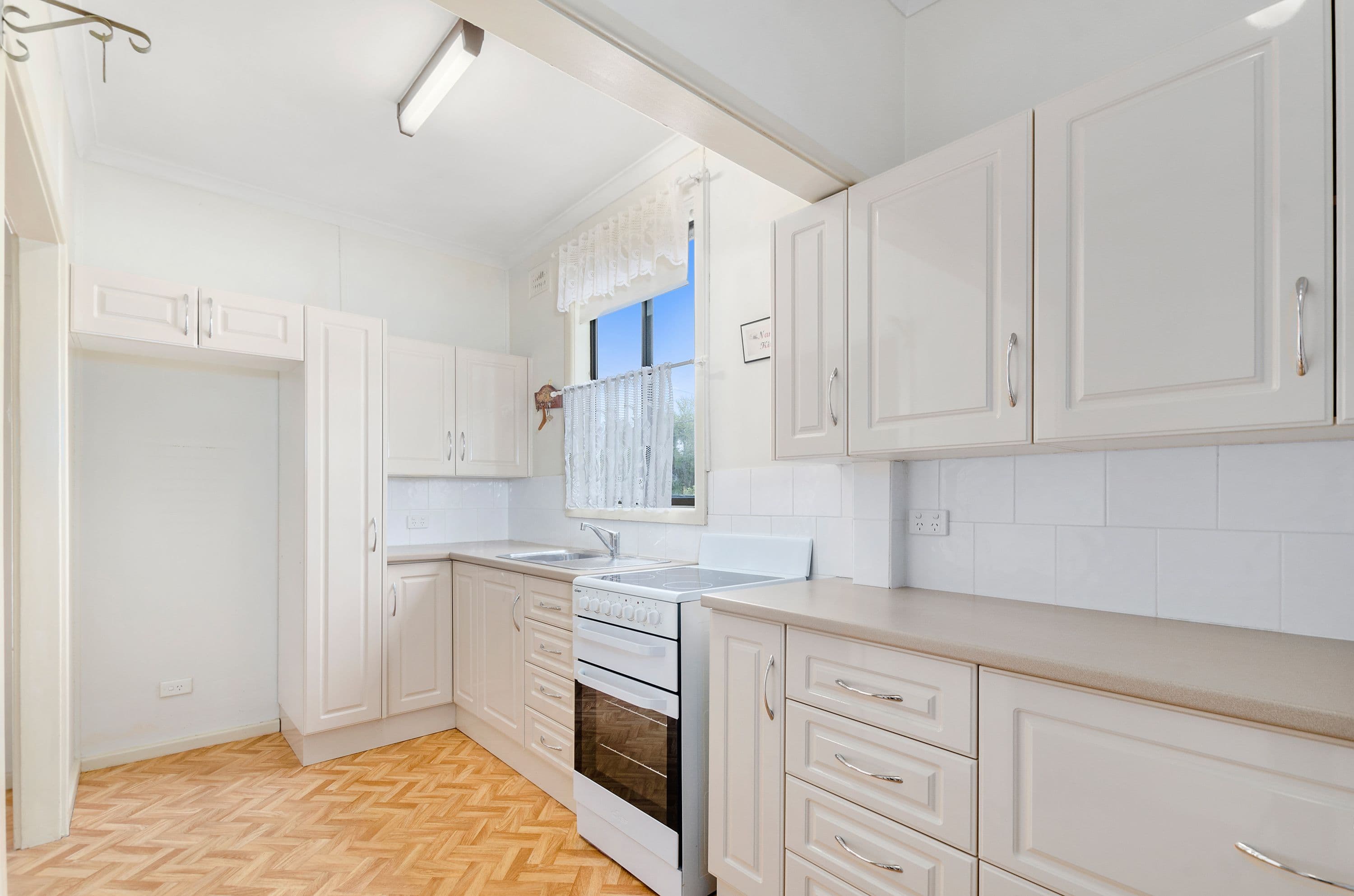 7 Barnes Street, Berkeley - Thumbnail 2